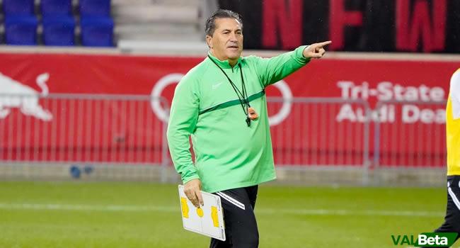 NFF Allegedly Offers Jose Peseiro Improved Contract to Remain as Super Eagles Head Coach